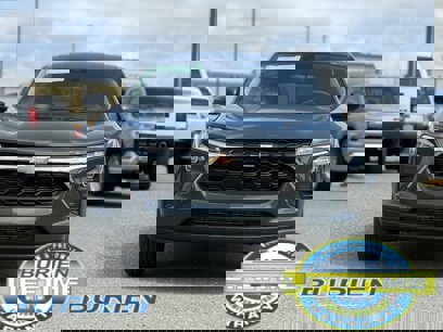 New 2025 Chevrolet Trax LS
