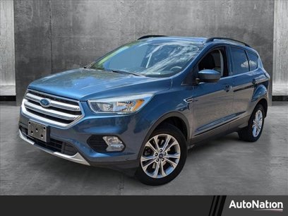 Used 2018 Ford Escape SE w/ SE Sync 3 Package