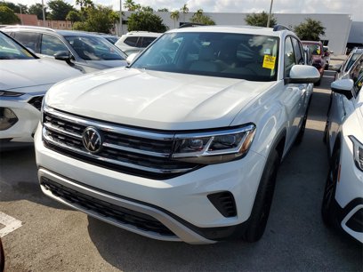 Used 2023 Volkswagen Atlas SE w/ Panoramic Sunroof Package