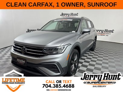 Used 2022 Volkswagen Tiguan SE w/ Panoramic Sunroof Package