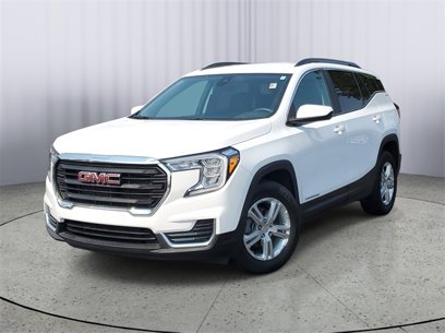 Used 2022 GMC Terrain SLE w/ Driver Convenience Package