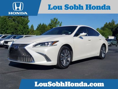 Used 2020 Lexus ES 300h w/ Premium Package