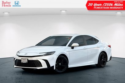 Used 2025 Toyota Camry SE