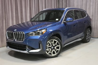 New 2025 BMW X1 xDrive28i w/ Premium Package