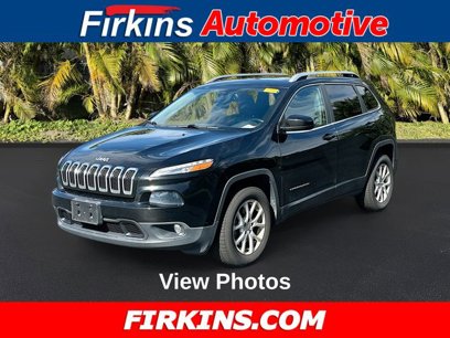 Used 2017 Jeep Cherokee Latitude w/ Comfort/Convenience Group