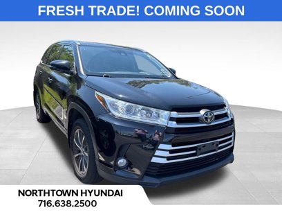 Used 2017 Toyota Highlander AWD V6