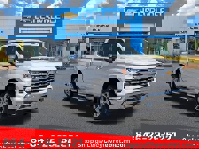 New 2025 Chevrolet Silverado 1500 LTZ w/ LTZ Premium Package