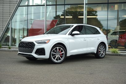 Certified 2024 Audi Q5 e Prestige