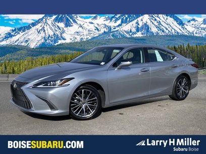 Used 2023 Lexus ES 300h w/ Premium Package