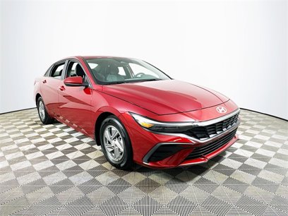 Used 2024 Hyundai Elantra SE