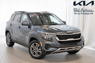 Used 2023 Kia Seltos S w/ Navigation Package
