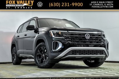 New 2025 Volkswagen Atlas Peak Edition SE