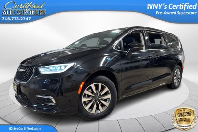 Used 2023 Chrysler Pacifica Touring-L