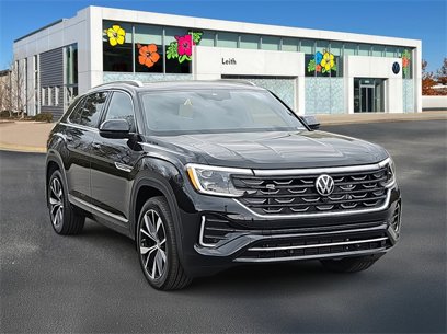 New 2025 Volkswagen Atlas Cross Sport SEL Premium R-Line