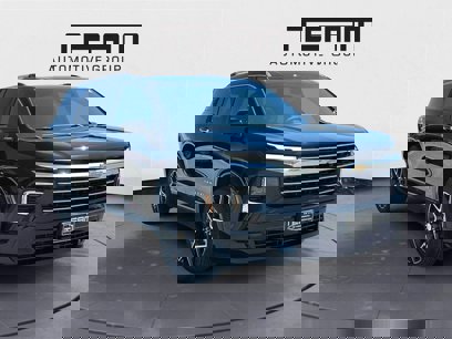New 2025 Chevrolet Traverse High Country