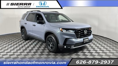 New 2025 Honda Pilot TrailSport