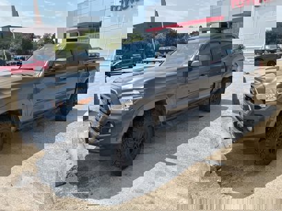 Used 2022 Toyota Tacoma SR5