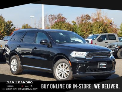 New 2024 Dodge Durango SXT w/ 3rd Row Seating Group