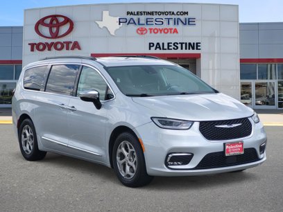 Used 2023 Chrysler Pacifica Limited