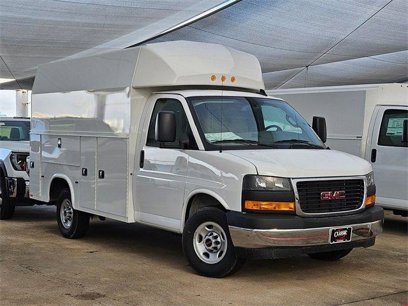 New 2024 GMC Savana 3500 w/ Power Convenience Package