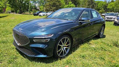 New 2025 Genesis G70 2.5T