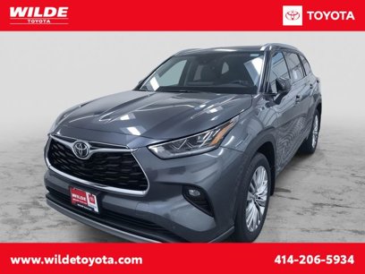 New 2025 Toyota Highlander Platinum