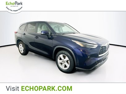 Used 2023 Toyota Highlander LE