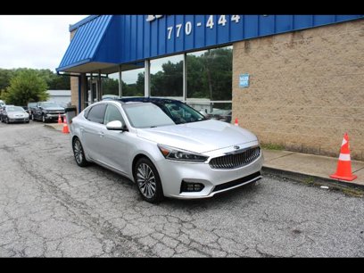 Used 2017 Kia Cadenza Technology