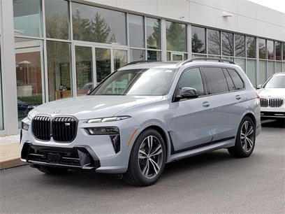 New 2025 BMW X7 M60i w/ Climate Comfort Package