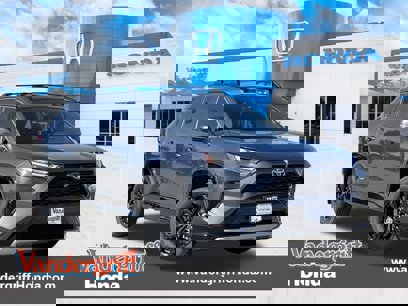 Used 2023 Toyota RAV4 SE