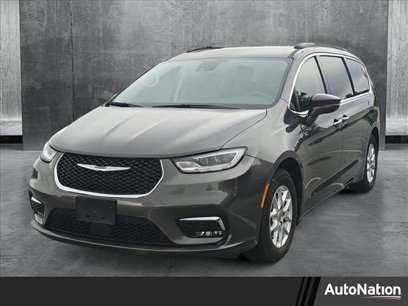 Used 2022 Chrysler Pacifica Touring-L