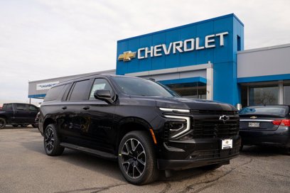 New 2025 Chevrolet Suburban RST w/ Comfort Package
