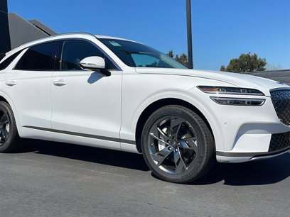 New 2025 Genesis Electrified GV70 w/ Prestige Package