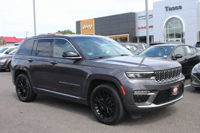 Used 2023 Jeep Grand Cherokee Summit w/ Advanced Protech Group IV