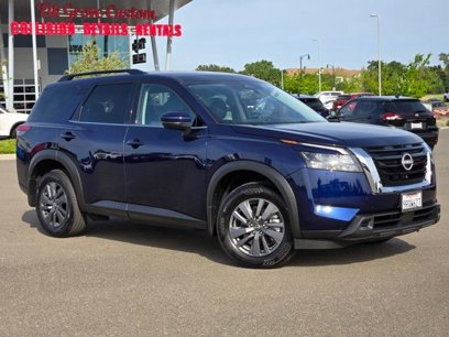 Used 2024 Nissan Pathfinder SV