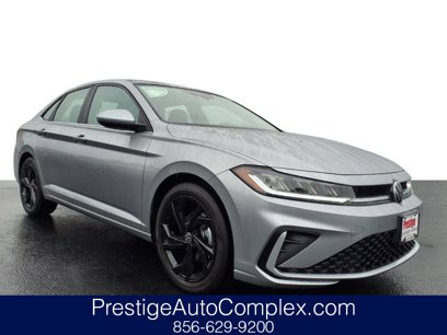 New 2025 Volkswagen Jetta SE