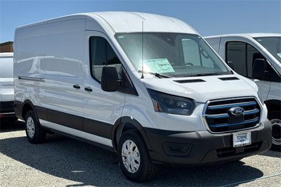 New 2025 Ford E-Transit 148 Medium Roof