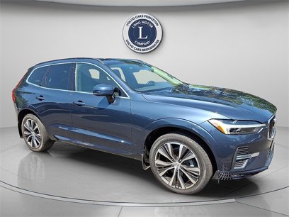Certified 2022 Volvo XC60 B5 Momentum w/ Climate Package