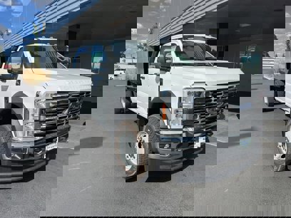 New 2025 Ford F550 4x4 Crew Cab Super Duty