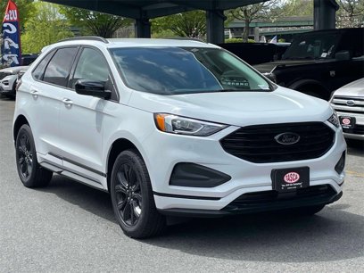New 2023 Ford Edge SE