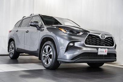 Used 2023 Toyota Highlander XLE