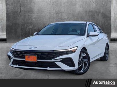Used 2024 Hyundai Elantra SEL w/ Convenience Package