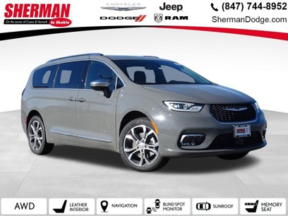 New 2025 Chrysler Pacifica Pinnacle