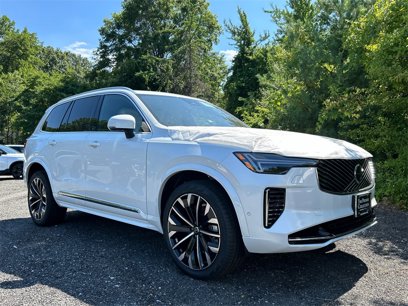New 2026 Volvo XC90 B6 Plus w/ Protection Package Premier