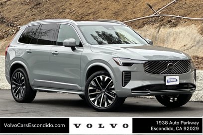 New 2026 Volvo XC90 T8 Plus