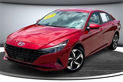 Used 2023 Hyundai Elantra SEL w/ Convenience Package