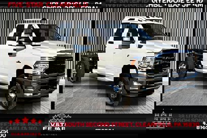New 2024 RAM 3500 Tradesman w/ Chrome Appearance Group