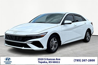Certified 2025 Hyundai Elantra SE