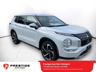 Used 2023 Mitsubishi Outlander SE