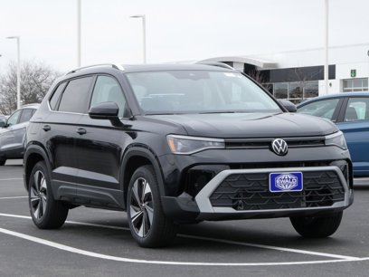 New 2025 Volkswagen Taos SE